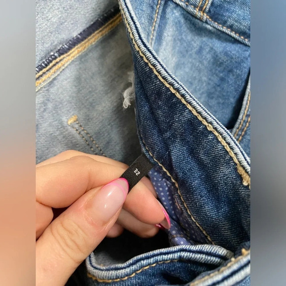 Guess Eco 1981 Jeans - Picture 8 of 9